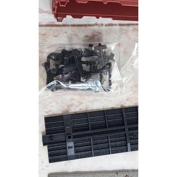 Vintage Accurail Made In The USA Atlantic Coast Line 40’ Steel AAR Boxcar Train - Picture 13 of 13